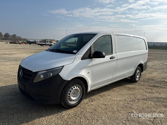 2016 Mercedes-Benz Vito Cargo Van - Truk box: gambar 2 2016 Mercedes-Benz Vito Cargo Van - Truk box: gambar 2