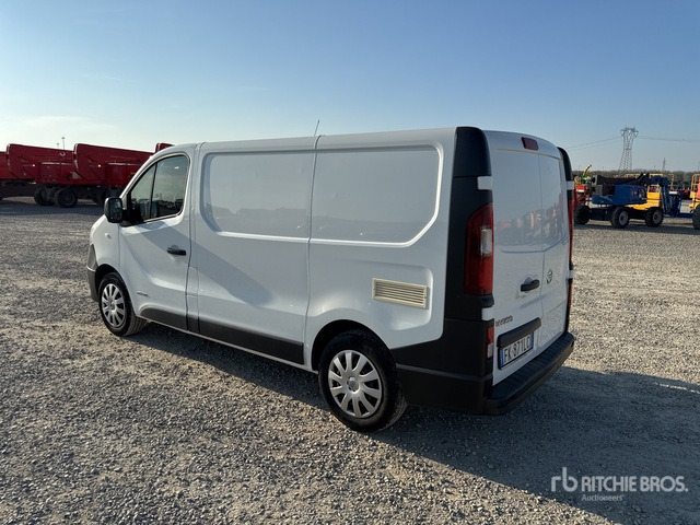 2017 Nissan NV300 Autocarro furgonato - Van kecil: gambar 3 2017 Nissan NV300 Autocarro furgonato - Van kecil: gambar 3
