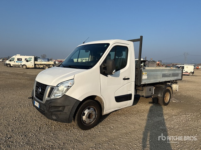 2018 Nissan NV400 (Inoperable) Dump Truck: Light Duty - Truk jungkit: gambar 1 2018 Nissan NV400 (Inoperable) Dump Truck: Light Duty - Truk jungkit: gambar 1