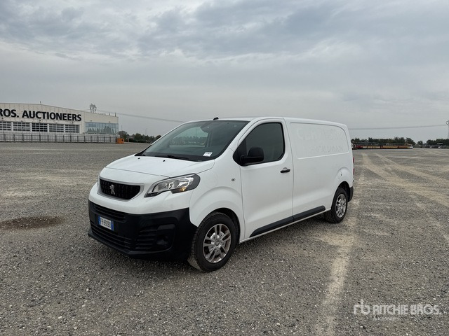 2018 Peugeot Expert Autocarro furgonato - Van kecil: gambar 1 2018 Peugeot Expert Autocarro furgonato - Van kecil: gambar 1