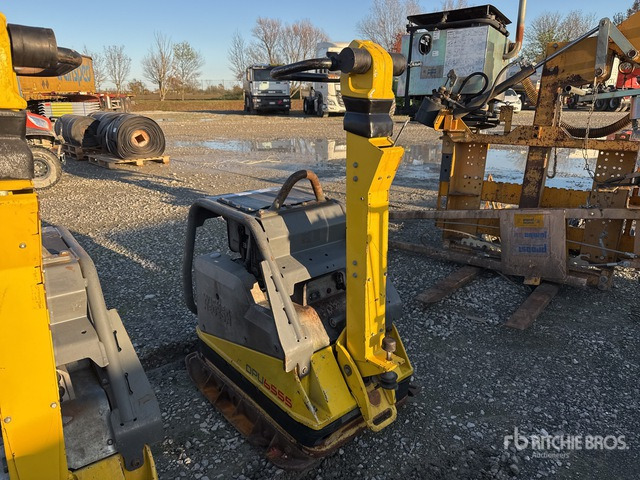 2018 Wacker Neuson DPU6555Heh Vibratory Plate Compactor - Pelat getar: gambar 2 2018 Wacker Neuson DPU6555Heh Vibratory Plate Compactor - Pelat getar: gambar 2