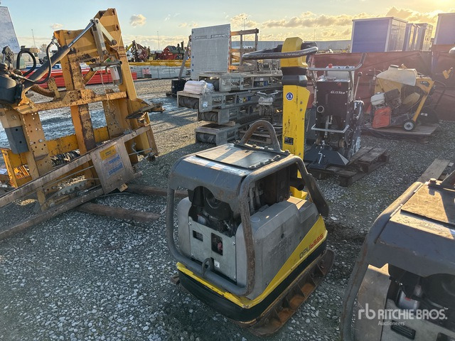 2018 Wacker Neuson DPU6555Heh Vibratory Plate Compactor - Pelat getar: gambar 1 2018 Wacker Neuson DPU6555Heh Vibratory Plate Compactor - Pelat getar: gambar 1