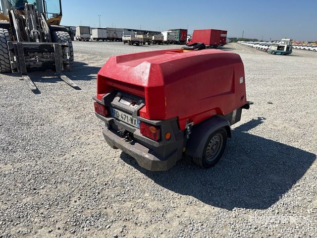 2019 Atlas Copco XAS88 (Inoperable) Air Compressor - Kompresor udara: gambar 4 2019 Atlas Copco XAS88 (Inoperable) Air Compressor - Kompresor udara: gambar 4