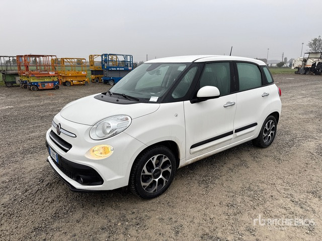 2019 Fiat 500L Automobile - Mobil: gambar 2 2019 Fiat 500L Automobile - Mobil: gambar 2