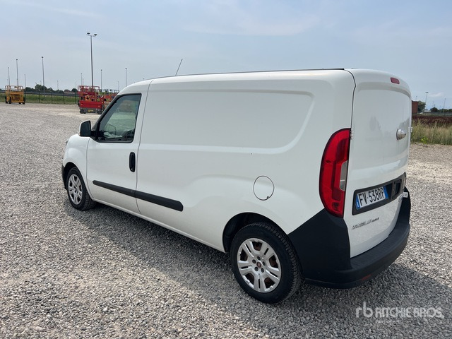 2019 Fiat Doblo Cargo Autocarro furgonato - Van kecil: gambar 3 2019 Fiat Doblo Cargo Autocarro furgonato - Van kecil: gambar 3