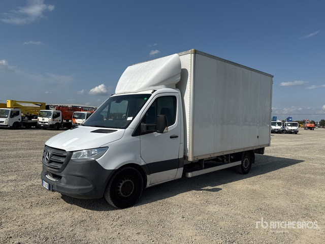 2019 Mercedes-Benz Sprinter 314 CDI F43/35 Van Truck - Van panel: gambar 2 2019 Mercedes-Benz Sprinter 314 CDI F43/35 Van Truck - Van panel: gambar 2