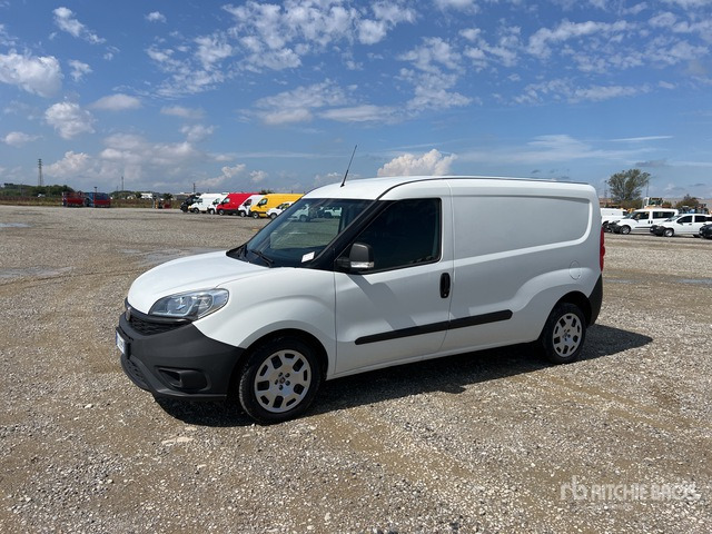 2020 Fiat Doblo CARGO MAXI 1.6 MJET 120CV LOUNGE Van Truck - Van kecil: gambar 2 2020 Fiat Doblo CARGO MAXI 1.6 MJET 120CV LOUNGE Van Truck - Van kecil: gambar 2