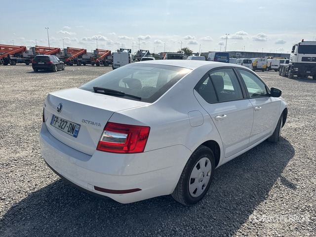 2020 Skoda Octavia Autovettura - Mobil: gambar 3 2020 Skoda Octavia Autovettura - Mobil: gambar 3