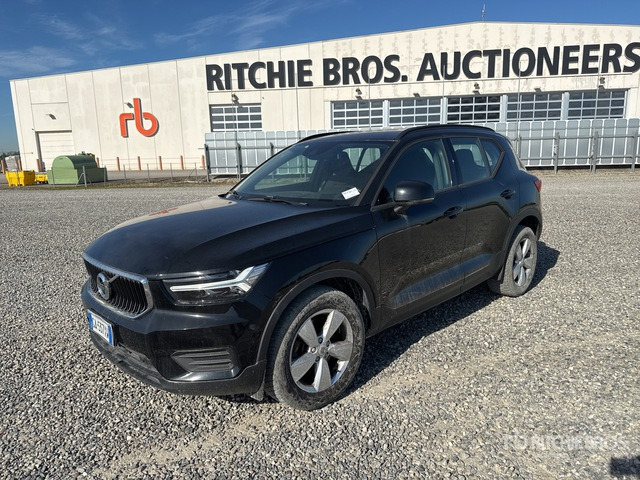 2020 Volvo XC40 D3 GEARTRONIC BUSINESS SUV - Mobil SUV: gambar 2 2020 Volvo XC40 D3 GEARTRONIC BUSINESS SUV - Mobil SUV: gambar 2