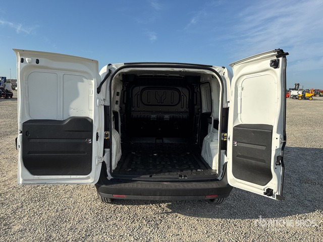 2021 Fiat Doblo CARGO CH1 LOUNGE 1.3 MJET 95CV ... Van Truck - Van kecil: gambar 5 2021 Fiat Doblo CARGO CH1 LOUNGE 1.3 MJET 95CV ... Van Truck - Van kecil: gambar 5