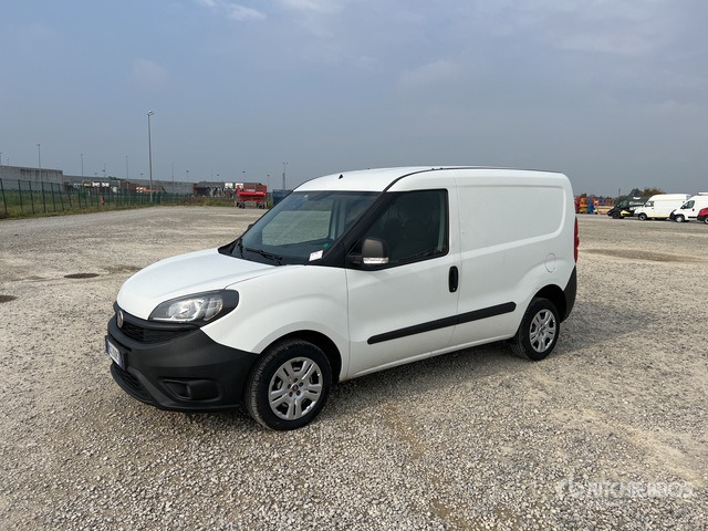 2021 Fiat Doblo CARGO CH1 LOUNGE 1.3 MJET 95CV ... Van Truck - Van kecil: gambar 1 2021 Fiat Doblo CARGO CH1 LOUNGE 1.3 MJET 95CV ... Van Truck - Van kecil: gambar 1