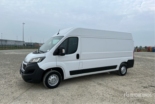2021 Peugeot Boxer 333 L3H2 2.2 BLUEHDI 140CV S&S Van Truck - Van panel: gambar 1 2021 Peugeot Boxer 333 L3H2 2.2 BLUEHDI 140CV S&S Van Truck - Van panel: gambar 1