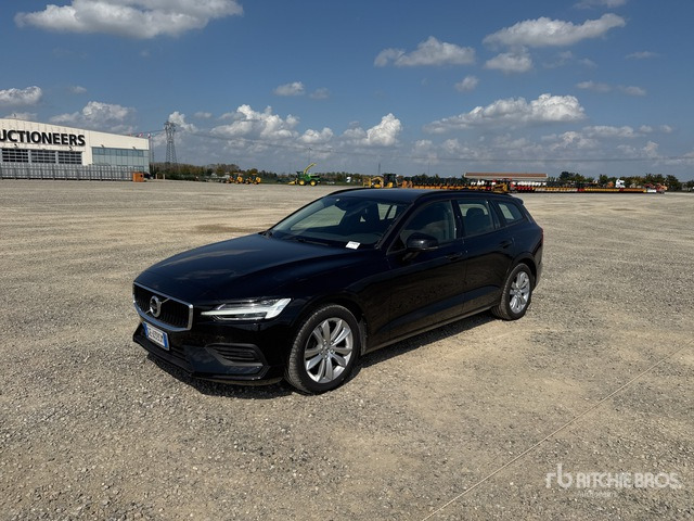 2021 Volvo V60 SW B4 D AUTOM. MOMENTUM BUSINESS Automobile - Mobil: gambar 1 2021 Volvo V60 SW B4 D AUTOM. MOMENTUM BUSINESS Automobile - Mobil: gambar 1