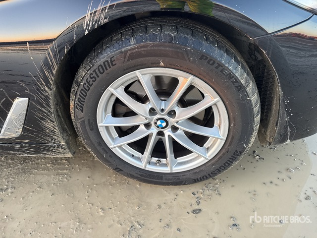 2022 BMW 520D XDRIVE BUSINESS AUTO TOURING Automobile - Mobil: gambar 4 2022 BMW 520D XDRIVE BUSINESS AUTO TOURING Automobile - Mobil: gambar 4