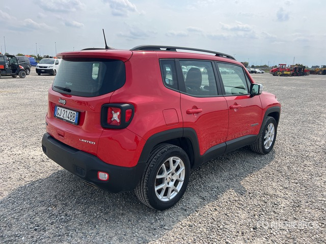 2022 Jeep Renegade Hybrid 4Xe SUV - Mobil SUV: gambar 3 2022 Jeep Renegade Hybrid 4Xe SUV - Mobil SUV: gambar 3