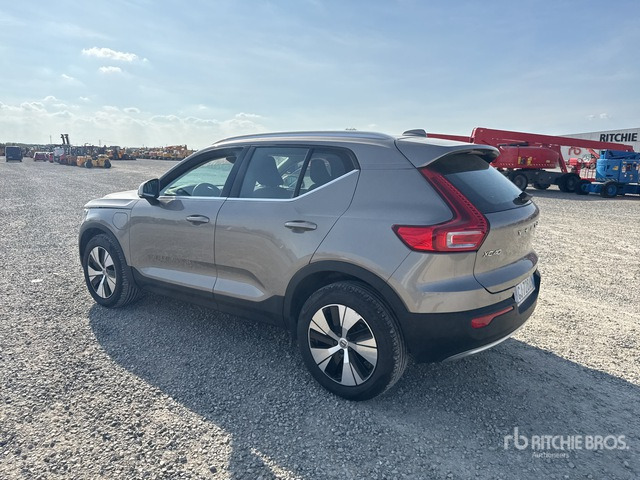 2022 Volvo XC40 T4 PLUG-IN HYBRID AUTO RECH INS ... SUV - Mobil SUV: gambar 4 2022 Volvo XC40 T4 PLUG-IN HYBRID AUTO RECH INS ... SUV - Mobil SUV: gambar 4