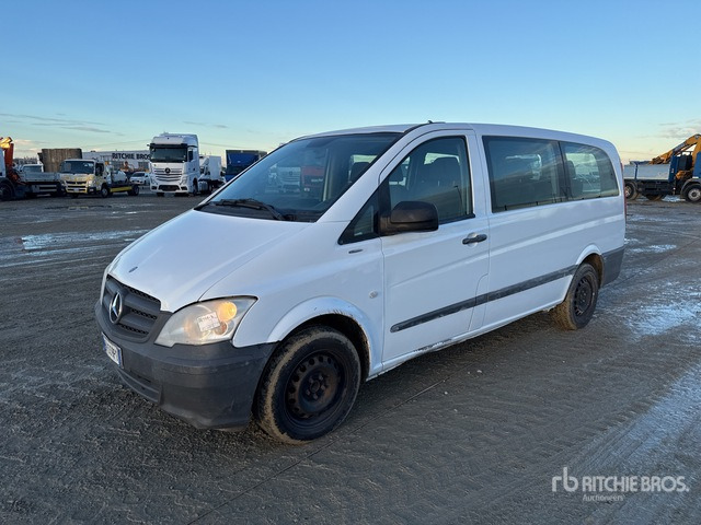 2012 Mercedes-Benz Vito Bus - Bus: gambar 1 2012 Mercedes-Benz Vito Bus - Bus: gambar 1
