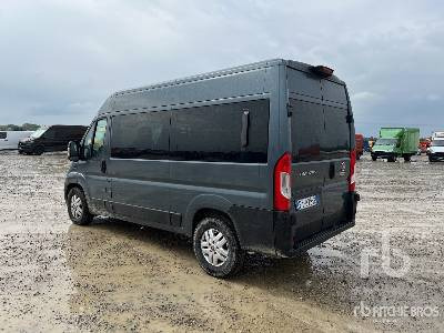 FIAT DUCATO 2.3 140 - Truk box: gambar 2 FIAT DUCATO 2.3 140 - Truk box: gambar 2