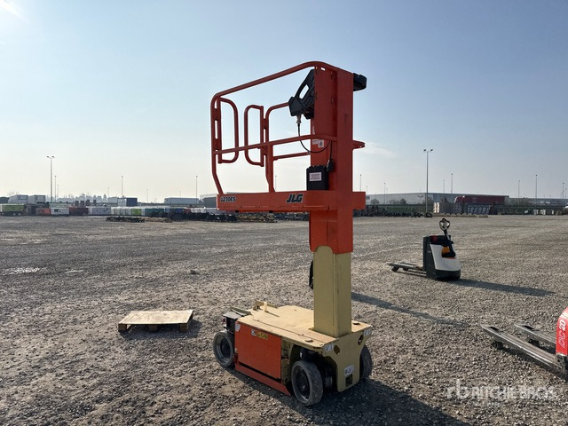 JLG 1230ES Vertical Mast Lift - Lift tiang vertikal: gambar 2 JLG 1230ES Vertical Mast Lift - Lift tiang vertikal: gambar 2