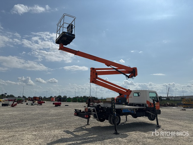 Nissan Cabstar 35.12 Piattaforma autocarrata - Platform udara yang dipasang di truk: gambar 4 Nissan Cabstar 35.12 Piattaforma autocarrata - Platform udara yang dipasang di truk: gambar 4