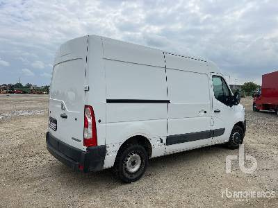 RENAULT MASTER 2.3 L2H2 T35 DCI 136CV ICE - Truk box: gambar 3 RENAULT MASTER 2.3 L2H2 T35 DCI 136CV ICE - Truk box: gambar 3