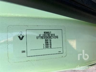 RENAULT MASTER - Truk box: gambar 5 RENAULT MASTER - Truk box: gambar 5