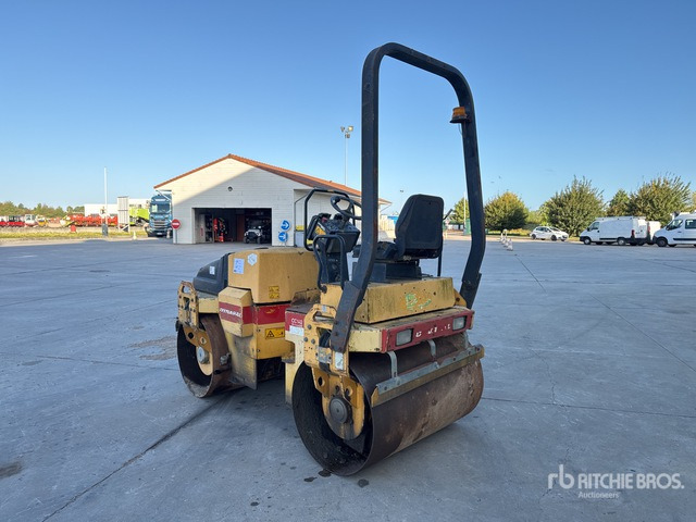 1995 Dynapac CC142 Compacteur Vibrant Tandem (Inop ... Double Drum Roller - Roller jalan: gambar 3 1995 Dynapac CC142 Compacteur Vibrant Tandem (Inop ... Double Drum Roller - Roller jalan: gambar 3