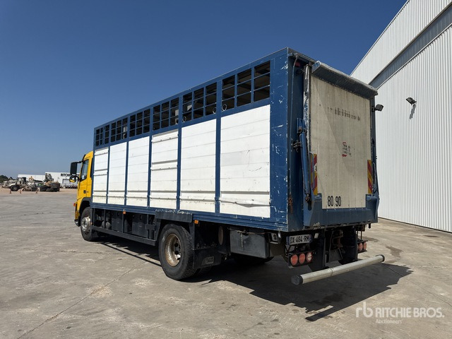 2003 Volvo FM12 420 4x2 Camion Betaillere Livestock Truck - Truk pengangkut hewan: gambar 4 2003 Volvo FM12 420 4x2 Camion Betaillere Livestock Truck - Truk pengangkut hewan: gambar 4