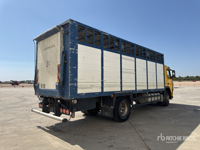 2003 Volvo FM12 420 4x2 Camion Betaillere Livestock Truck - Truk pengangkut hewan: gambar 3 2003 Volvo FM12 420 4x2 Camion Betaillere Livestock Truck - Truk pengangkut hewan: gambar 3