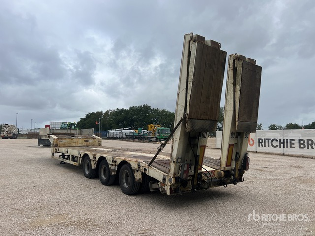 2006 Faymonville TL Tri/A Semi-Remorque Porte-Engin ... Lowboy Trailer - Semi-trailer low bed: gambar 4 2006 Faymonville TL Tri/A Semi-Remorque Porte-Engin ... Lowboy Trailer - Semi-trailer low bed: gambar 4