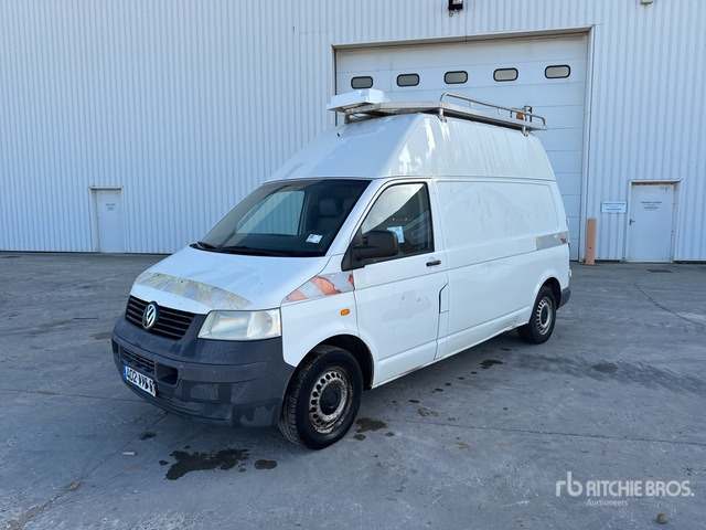 2006 Volkswagen Transporter TDI 4 Motion Vehicule Utilitaire Cargo Van - Van panel: gambar 1 2006 Volkswagen Transporter TDI 4 Motion Vehicule Utilitaire Cargo Van - Van panel: gambar 1
