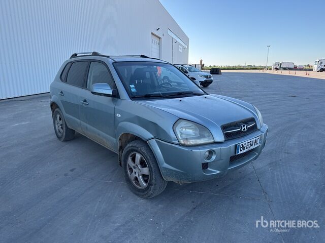 2007 Hyundai Tucson CRDi 2WD Automobile SUV - Mobil SUV: gambar 4 2007 Hyundai Tucson CRDi 2WD Automobile SUV - Mobil SUV: gambar 4