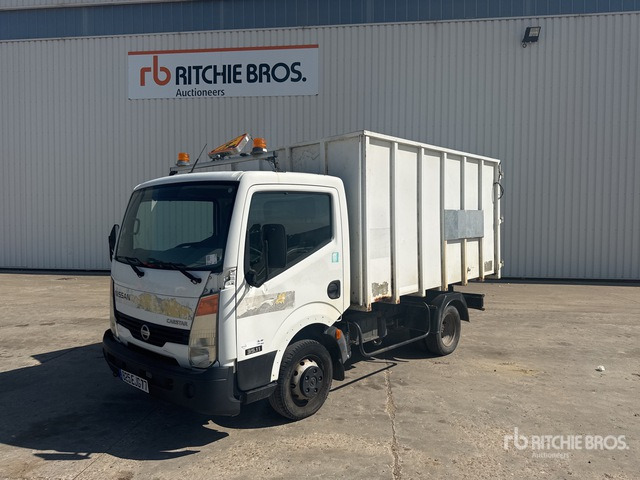 2007 Nissan Cabstar 35.11 4x2 Camion Benne Dump Truck: Light Duty - Truk jungkit: gambar 2 2007 Nissan Cabstar 35.11 4x2 Camion Benne Dump Truck: Light Duty - Truk jungkit: gambar 2