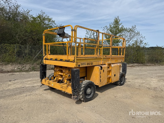 2008 Haulotte H12SX 4x4 Diesel Nacelle Ciseau Scissor Lift - Scissor lifts: gambar 1 2008 Haulotte H12SX 4x4 Diesel Nacelle Ciseau Scissor Lift - Scissor lifts: gambar 1