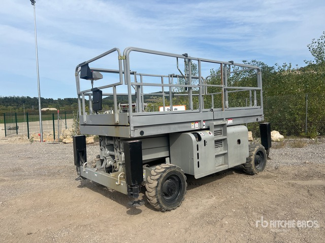 2009 Haulotte H12SX 4x4 Diesel Nacelle Ciseau Scissor Lift - Scissor lifts: gambar 2 2009 Haulotte H12SX 4x4 Diesel Nacelle Ciseau Scissor Lift - Scissor lifts: gambar 2