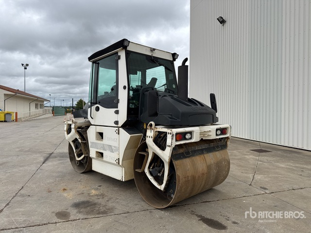 2011 Bomag BW154AP-AM Compacteur Vibrant Tandem Double Drum Roller - Roller jalan: gambar 4 2011 Bomag BW154AP-AM Compacteur Vibrant Tandem Double Drum Roller - Roller jalan: gambar 4