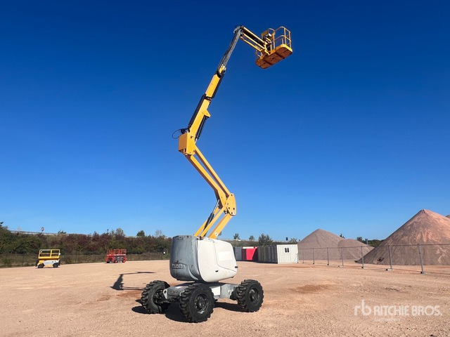 2011 Haulotte HA16SPX 4WD Nacelle Articulee Articulating Boom Lift - Boom artikulasi: gambar 3 2011 Haulotte HA16SPX 4WD Nacelle Articulee Articulating Boom Lift - Boom artikulasi: gambar 3