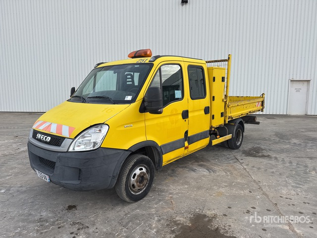 2011 Iveco 35C13 4x2 Camion Benne S/A Dump Truck - Van jungkit, Van kombi: gambar 2 2011 Iveco 35C13 4x2 Camion Benne S/A Dump Truck - Van jungkit, Van kombi: gambar 2