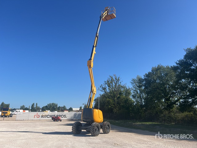 2012 Haulotte HA16PX Nacelle Articulee Articulating Boom Lift - Boom artikulasi: gambar 3 2012 Haulotte HA16PX Nacelle Articulee Articulating Boom Lift - Boom artikulasi: gambar 3