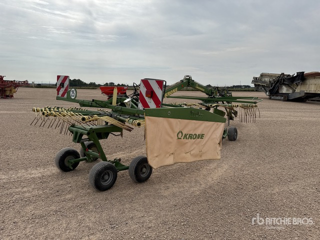 2012 Krone Swadro 710/26T 7.10 m 2 Rotor Andaineur Hay Rake - Tedder/ Menyapu: gambar 4 2012 Krone Swadro 710/26T 7.10 m 2 Rotor Andaineur Hay Rake - Tedder/ Menyapu: gambar 4