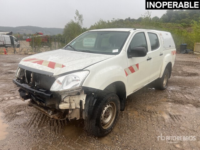 2013 Isuzu D-Max (Inoperable) Pickup - Truk pikap: gambar 1 2013 Isuzu D-Max (Inoperable) Pickup - Truk pikap: gambar 1