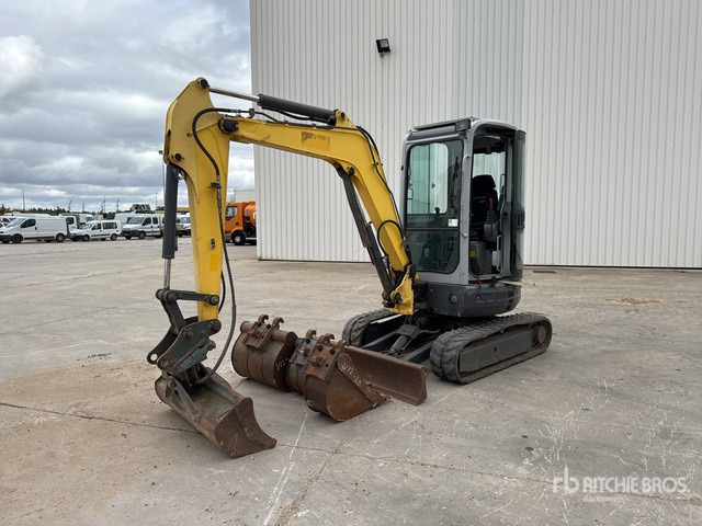 2013 New Holland E35B SR Pelle Sur Chenilles Tracked Excavator - Ekskavator perayap: gambar 2 2013 New Holland E35B SR Pelle Sur Chenilles Tracked Excavator - Ekskavator perayap: gambar 2