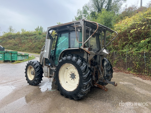 2013 Valtra N143 4x4 Tracteur Forestier (Inoperable) 4WD Tractor - Traktor: gambar 3 2013 Valtra N143 4x4 Tracteur Forestier (Inoperable) 4WD Tractor - Traktor: gambar 3