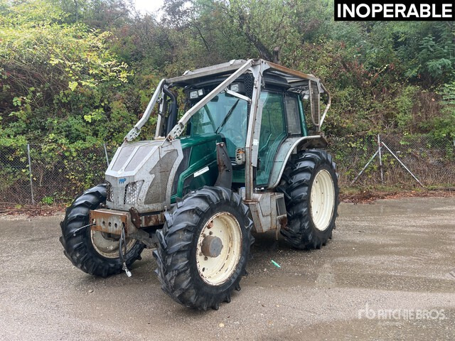 2013 Valtra N143 4x4 Tracteur Forestier (Inoperable) 4WD Tractor - Traktor: gambar 1 2013 Valtra N143 4x4 Tracteur Forestier (Inoperable) 4WD Tractor - Traktor: gambar 1