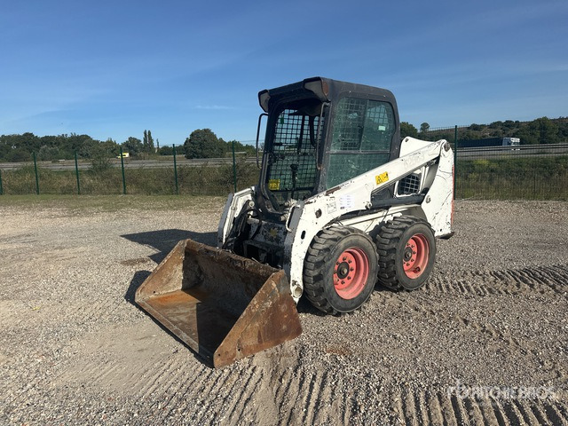 2015 Bobcat S450 Chargeuse Compact Skid Steer Loader - Skid steer: gambar 1 2015 Bobcat S450 Chargeuse Compact Skid Steer Loader - Skid steer: gambar 1