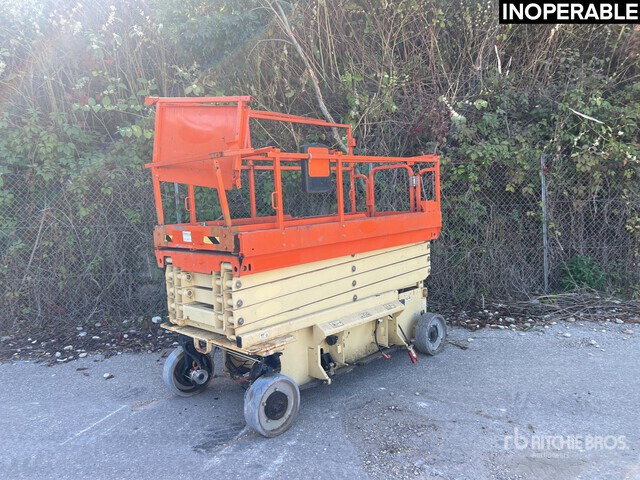 2015 JLG 3246ES Electric Nacelle Ciseaux (Inope ... Scissor Lift - Scissor lifts: gambar 2 2015 JLG 3246ES Electric Nacelle Ciseaux (Inope ... Scissor Lift - Scissor lifts: gambar 2