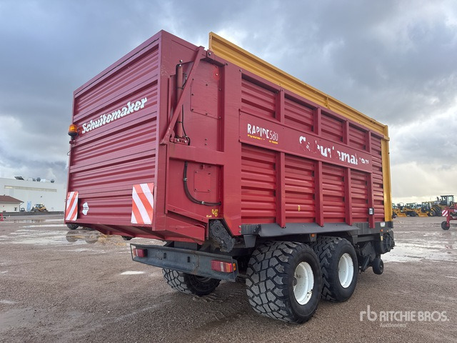 2015 Schuitemaker R580SH T/A Autochargeuse 2 Essieux 38m3 Silage Wagon - Peralatan untuk pembuatan jerami: gambar 3 2015 Schuitemaker R580SH T/A Autochargeuse 2 Essieux 38m3 Silage Wagon - Peralatan untuk pembuatan jerami: gambar 3