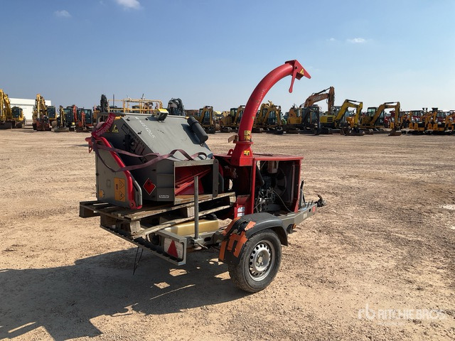 2016 Timberwolf TW 230DHB Broyeur 1 Essieu S/A (Inoperable) Wood Chipper - Pemotong kayu: gambar 3 2016 Timberwolf TW 230DHB Broyeur 1 Essieu S/A (Inoperable) Wood Chipper - Pemotong kayu: gambar 3