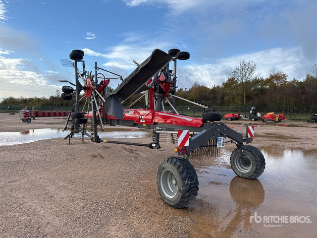 2023 Massey Ferguson RK842 SD-TRC 8.4 m Semi-Mount 2 Rotor Andaineur Hay Rake - Tedder/ Menyapu: gambar 4 2023 Massey Ferguson RK842 SD-TRC 8.4 m Semi-Mount 2 Rotor Andaineur Hay Rake - Tedder/ Menyapu: gambar 4