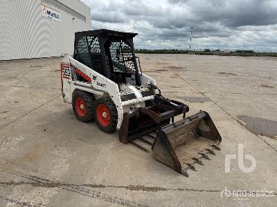 BOBCAT 553 Chargeuse Compacte - Skid steer: gambar 4 BOBCAT 553 Chargeuse Compacte - Skid steer: gambar 4